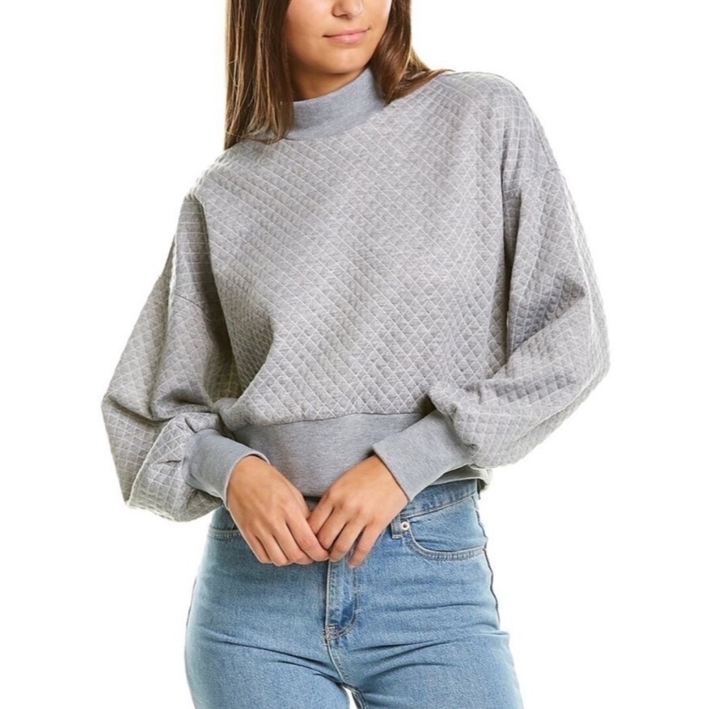 New Women’s Size M Socialite Grey Mock Neck Textured Sweatshirt